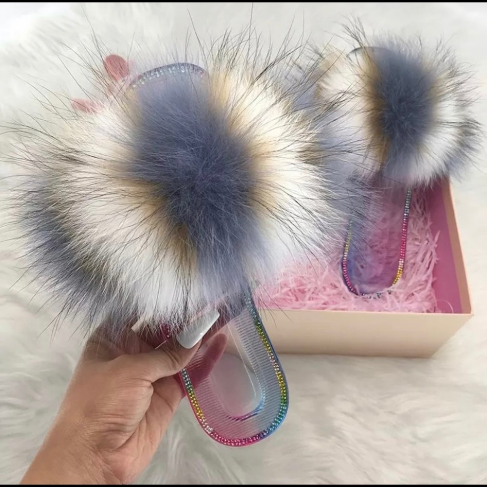 Slippers - Picture 2 of 2